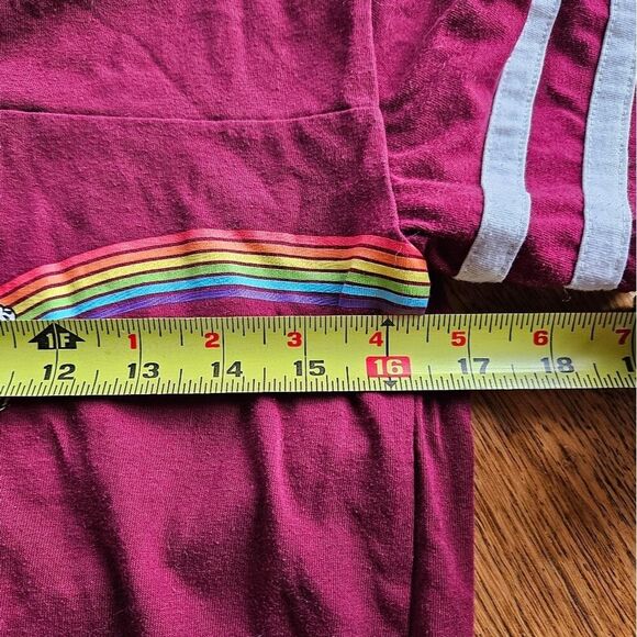 Disney Mickey Mouse Burgundy Rainbow Cropped T‑Shirt Women’s Medium 90s Tee - Picture 5 of 6